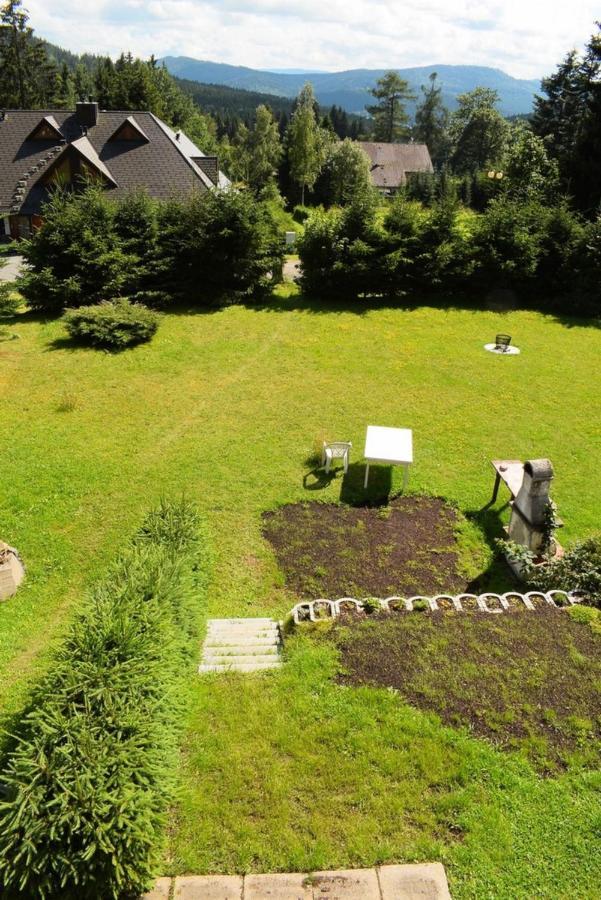 Apartmány Kubova Huť Esterno foto