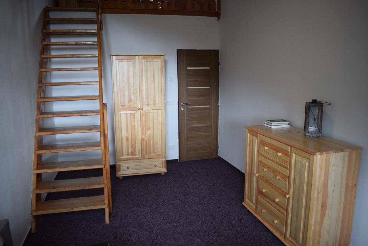 Apartmány Kubova Huť Esterno foto