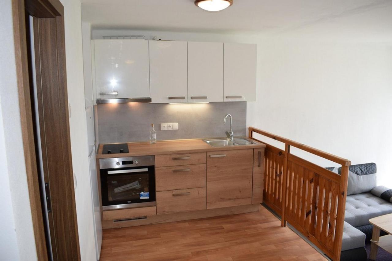 Apartmány Kubova Huť Esterno foto