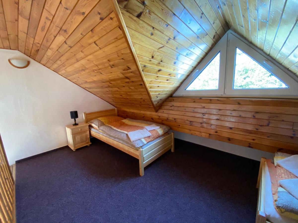 Apartmány Kubova Huť Esterno foto