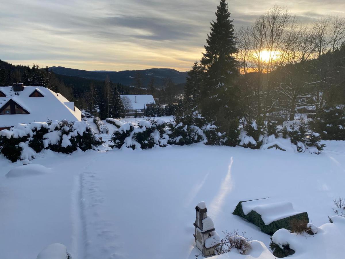 Apartmány Kubova Huť Esterno foto