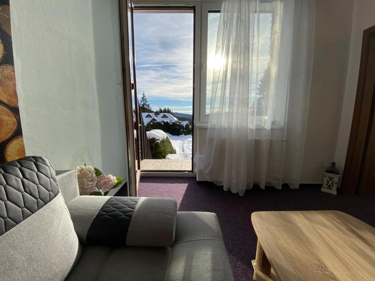 Apartmány Kubova Huť Esterno foto
