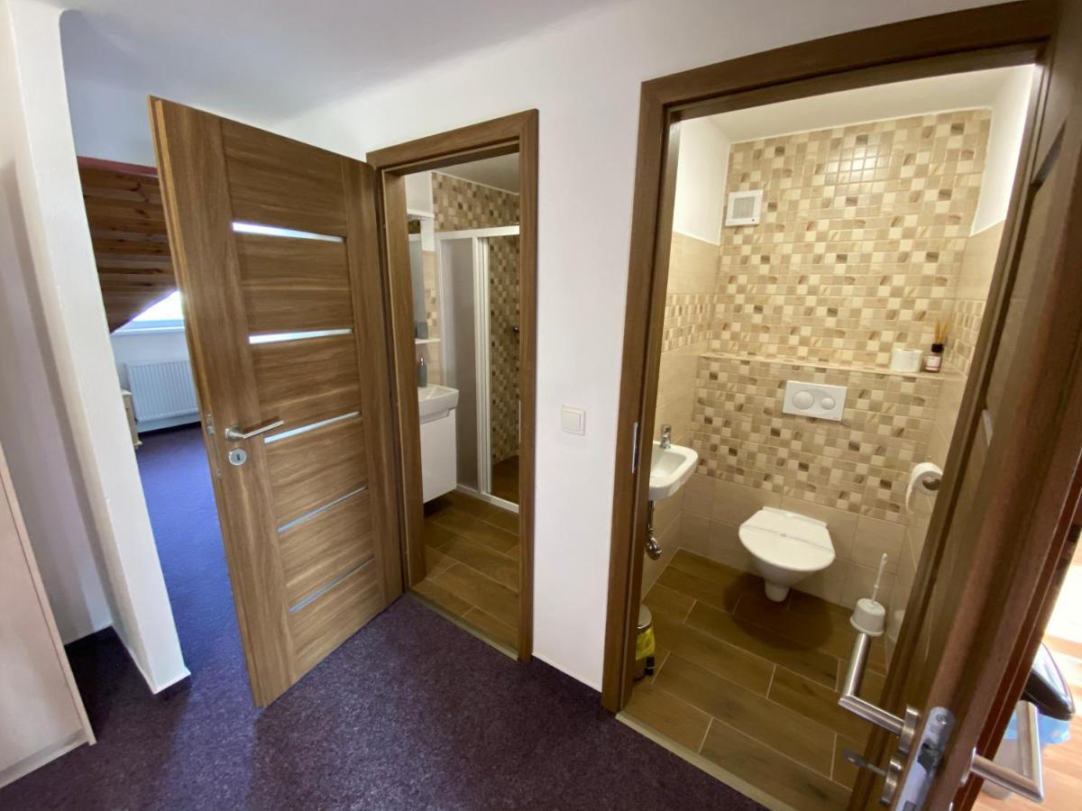 Apartmány Kubova Huť Esterno foto